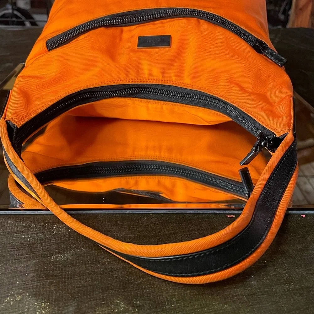 Gucci Orange Shoulder Bag - Picture 7 of 16